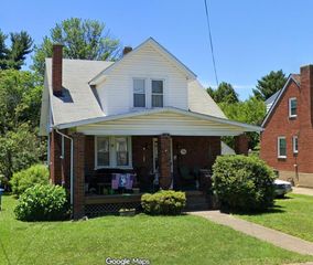 3138 Round Hill AVE, Roanoke, VA 24012