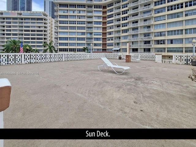 1825 S Ocean Drive 912, Hallandale Beach, FL 33009