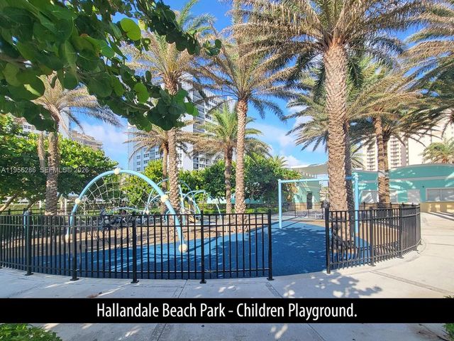 1825 S Ocean Drive 912, Hallandale Beach, FL 33009