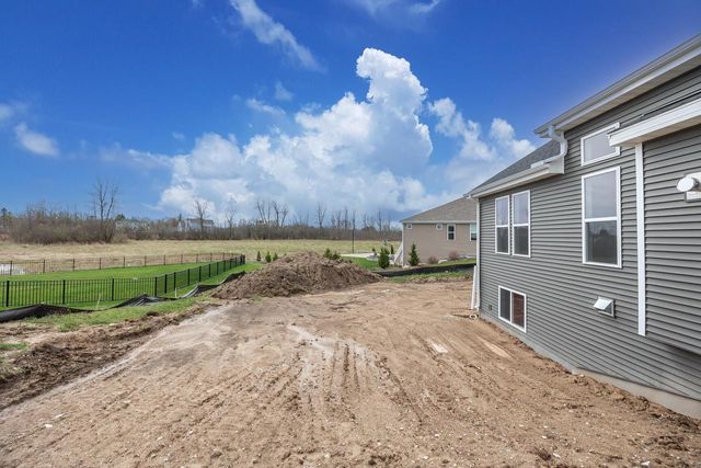 N73W17723 Mineral DRIVE, Menomonee Falls, WI 53051