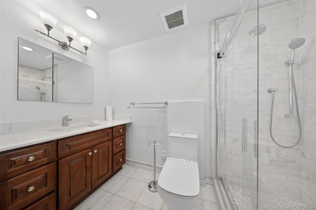 2906 161st Street, Flushing, NY 11358