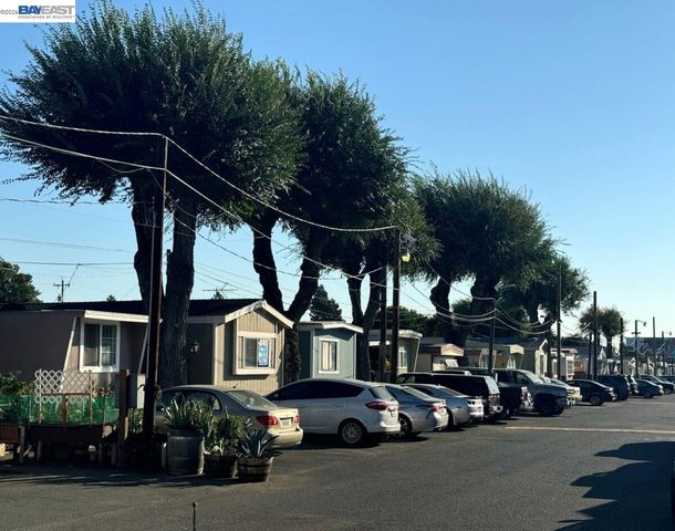 2399 E 14th 44, San Leandro, CA 94577