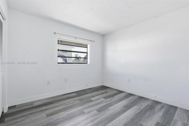 1542 NW 35th St, Miami, FL 33142