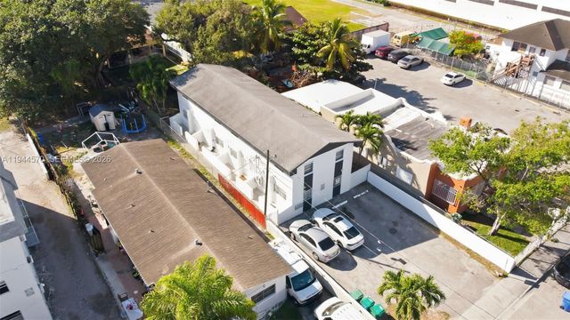 1542 NW 35th St, Miami, FL 33142