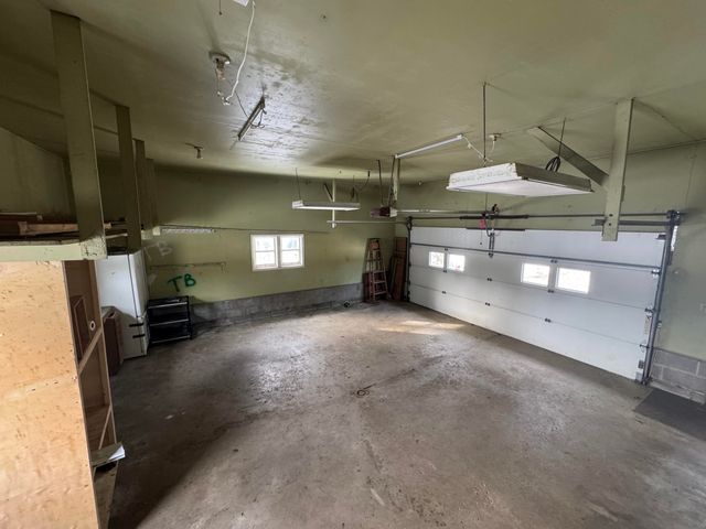 3334 W Glendora Road, Weesaw Twp, MI 49128