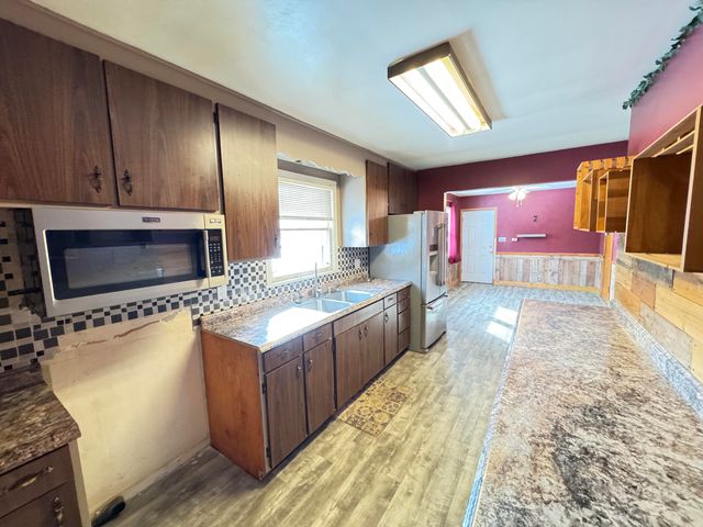 3334 W Glendora Road, Weesaw Twp, MI 49128