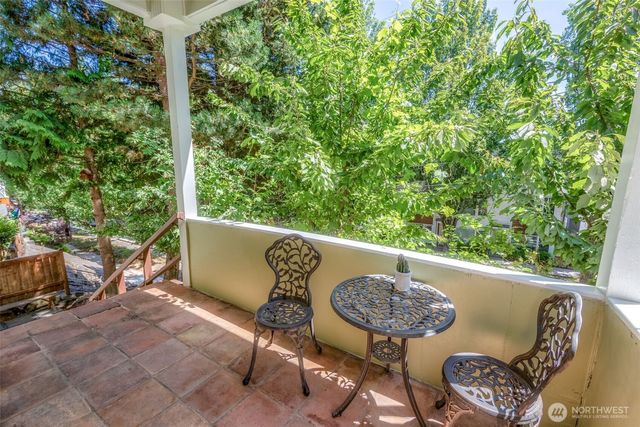 2021 15th Avenue S, Seattle, WA 98144