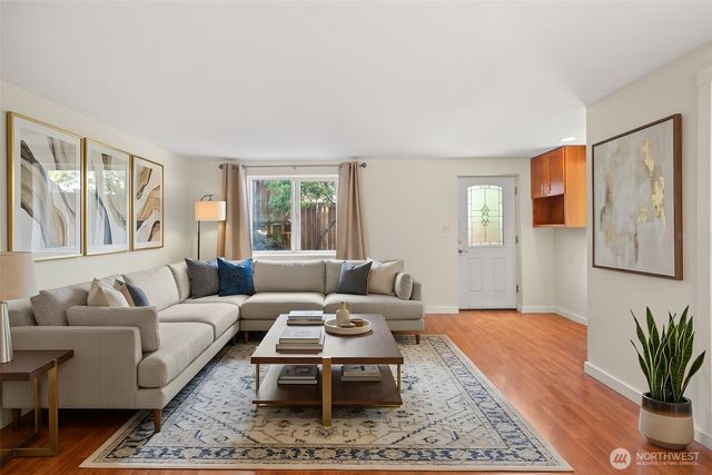2021 15th Avenue S, Seattle, WA 98144