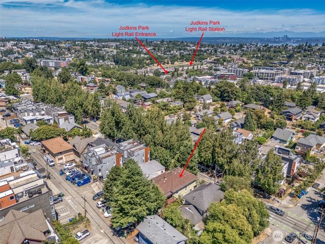2021 15th Avenue S, Seattle, WA 98144