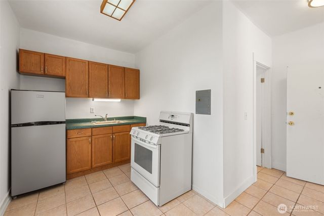 2021 15th Avenue S, Seattle, WA 98144