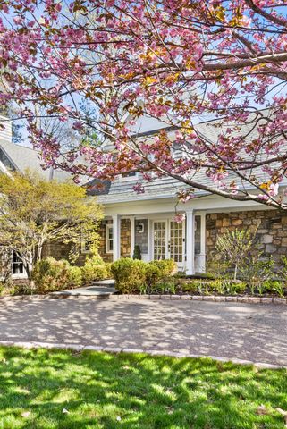 351 W Lake Boulevard, Carmel, NY 10541