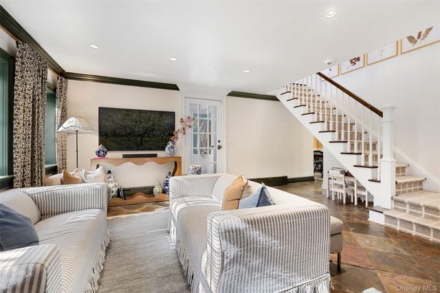 351 W Lake Boulevard, Carmel, NY 10541