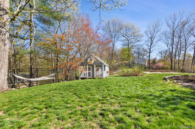 351 W Lake Boulevard, Carmel, NY 10541