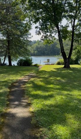 351 W Lake Boulevard, Carmel, NY 10541