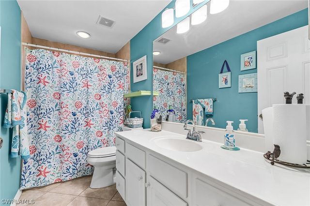 10010 Maddox LN 215, Bonita Springs, FL 34135