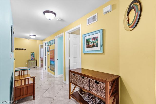 10010 Maddox LN 215, Bonita Springs, FL 34135