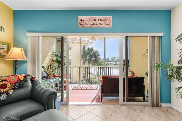 10010 Maddox LN 215, Bonita Springs, FL 34135