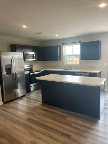 2017 Westchester Dr, Nashville, TN 37207