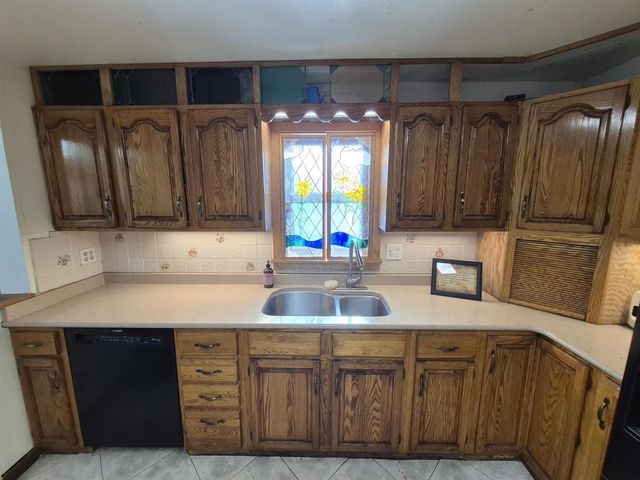 4259 Mahoney Road, Mcfarland, WI 53558