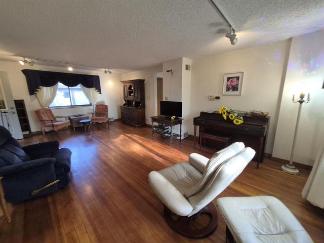 4259 Mahoney Road, Mcfarland, WI 53558