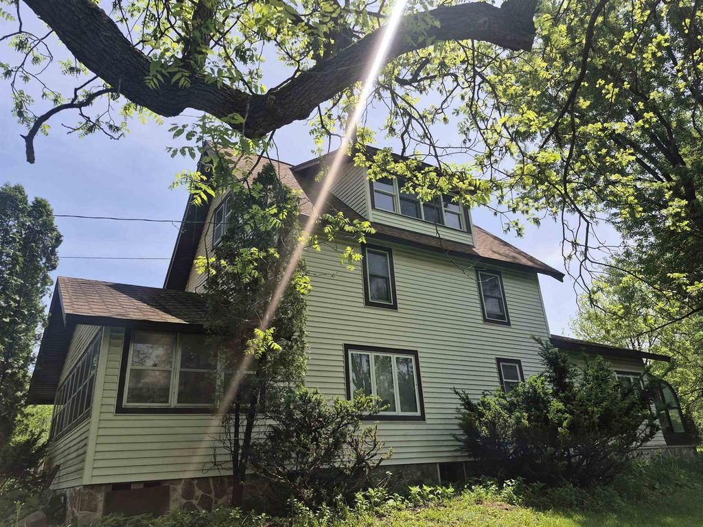4259 Mahoney Road, Mcfarland, WI 53558