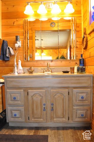 1084 W 2000 N, Vernal, UT 84078