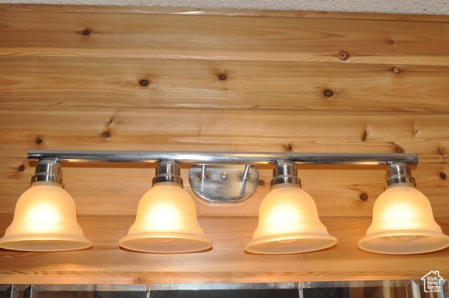 1084 W 2000 N, Vernal, UT 84078