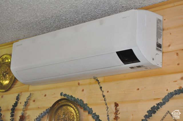 1084 W 2000 N, Vernal, UT 84078