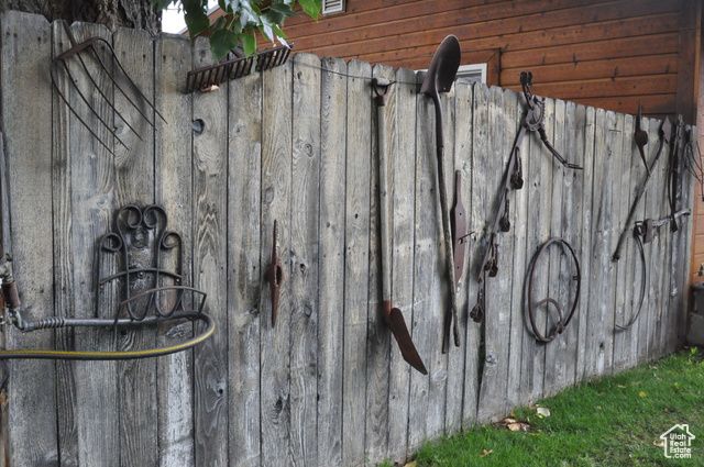 1084 W 2000 N, Vernal, UT 84078