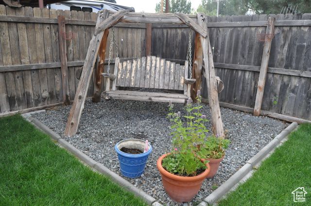 1084 W 2000 N, Vernal, UT 84078