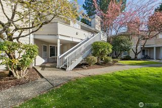 9210 Market Place #H201, Lake Stevens, WA 98258