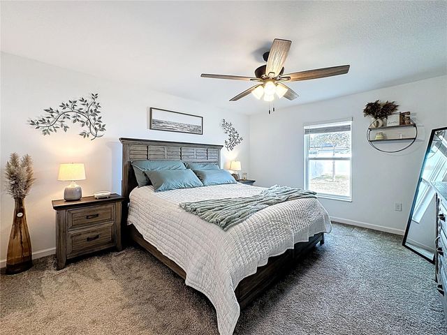 6952 DILLY LAKE AVENUE, Groveland, FL 34736