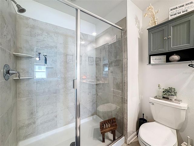 6952 DILLY LAKE AVENUE, Groveland, FL 34736