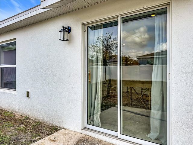 6952 DILLY LAKE AVENUE, Groveland, FL 34736