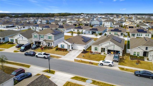 6952 DILLY LAKE AVENUE, Groveland, FL 34736