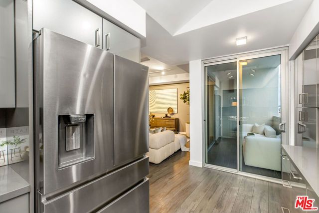 7250 Franklin Avenue 1204, Los Angeles, CA 90046