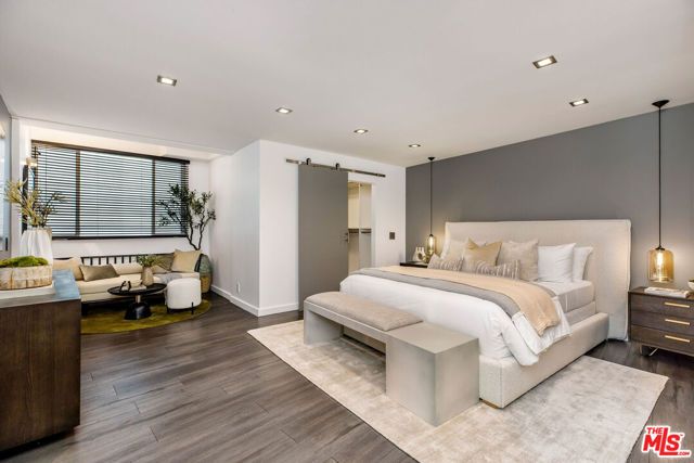 7250 Franklin Avenue 1204, Los Angeles, CA 90046