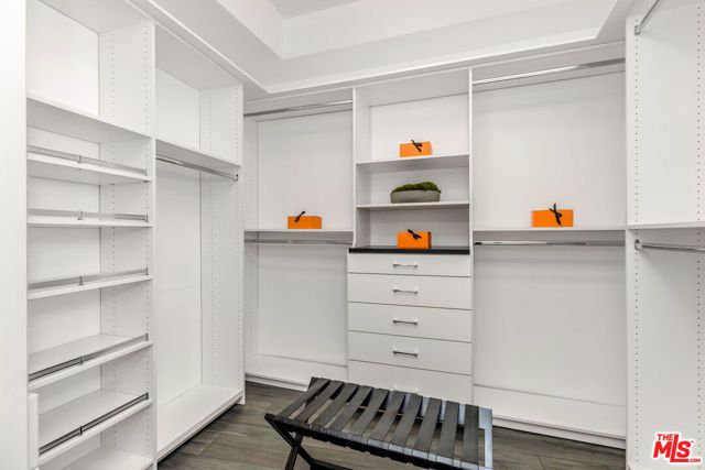 7250 Franklin Avenue 1204, Los Angeles, CA 90046