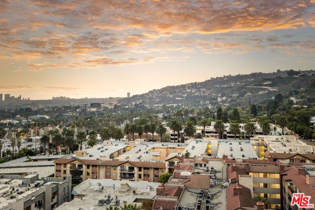 7250 Franklin Avenue 1204, Los Angeles, CA 90046