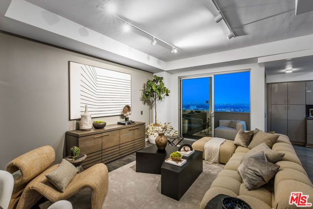 7250 Franklin Avenue 1204, Los Angeles, CA 90046