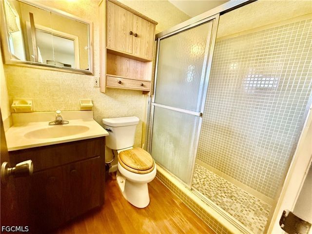 217 Oaklawn CT, Lehigh Acres, FL 33936