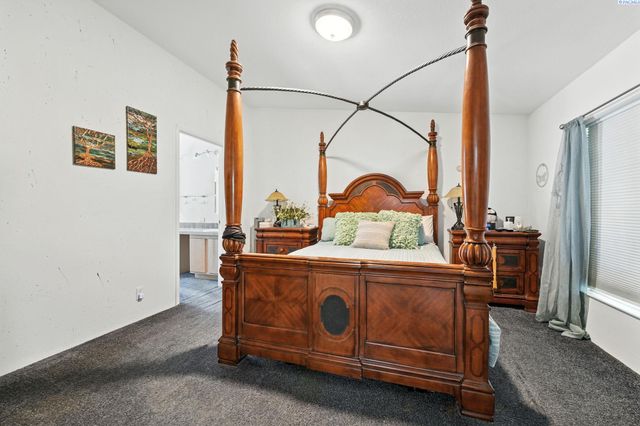 6802 E Pendleton Rd, Benton City, WA 99320