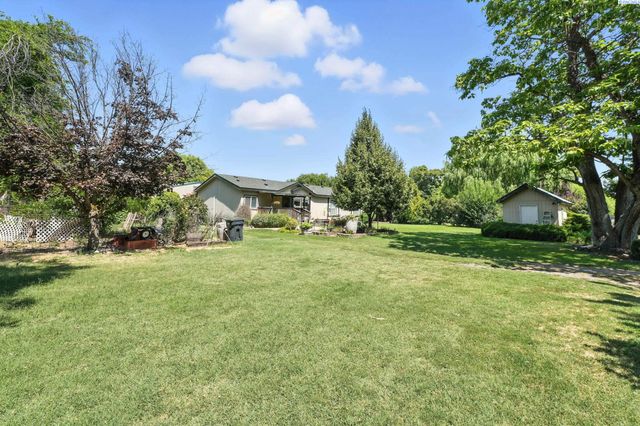 6802 E Pendleton Rd, Benton City, WA 99320