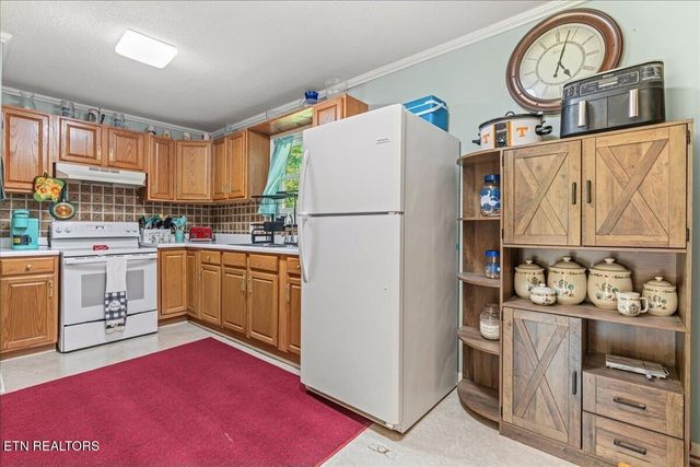 316 N Iowa Ave, Etowah, TN 37331