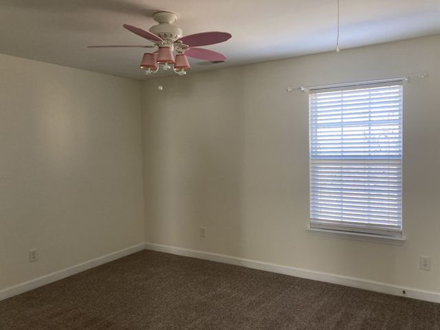 983 Acadia Ct, Gallatin, TN 37066