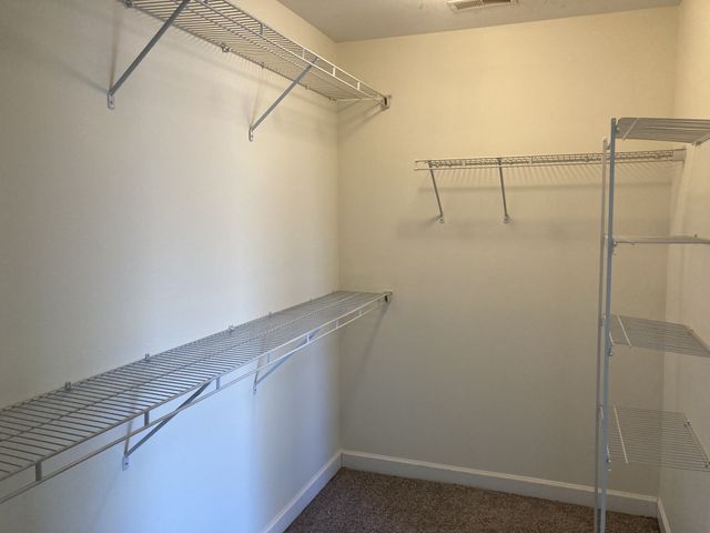 983 Acadia Ct, Gallatin, TN 37066