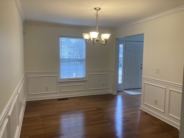 983 Acadia Ct, Gallatin, TN 37066