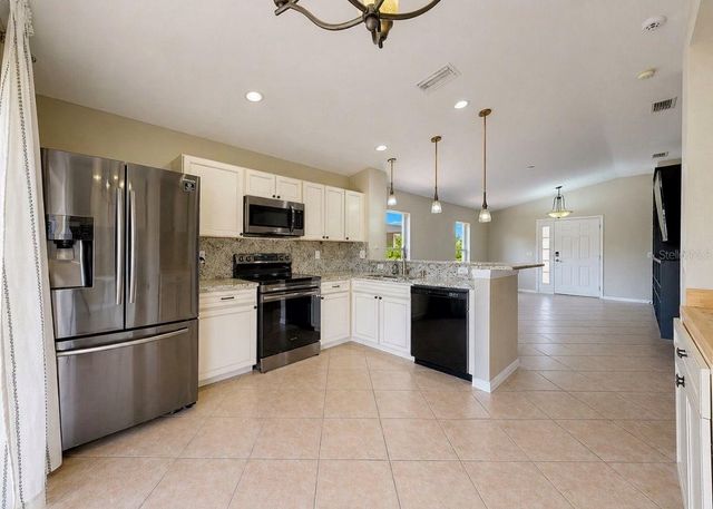 11537 CRESTLAKE VILLAGE DRIVE, Riverview, FL 33569