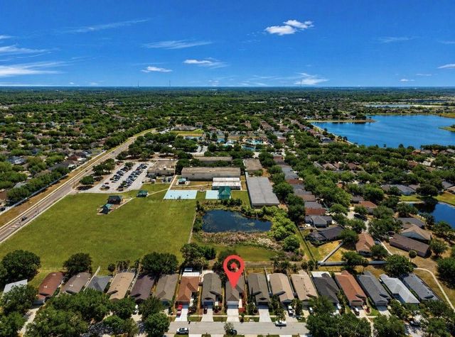 11537 CRESTLAKE VILLAGE DRIVE, Riverview, FL 33569