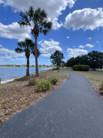 11537 CRESTLAKE VILLAGE DRIVE, Riverview, FL 33569